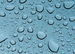 close-up-of-raindrops